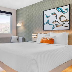 Kamer met een King Size Bed met de Toegang voor Gehandicapten
